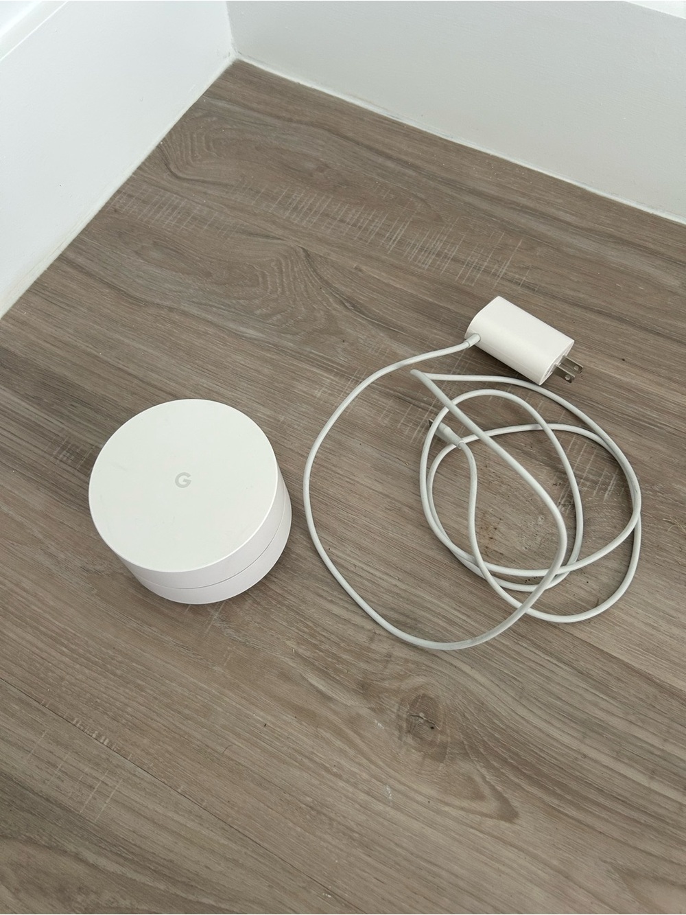 Google White Mesh Wi‑Fi Access Point with Power Adapter
